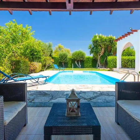 Sun Beach Villa Thio Polis Exterior photo